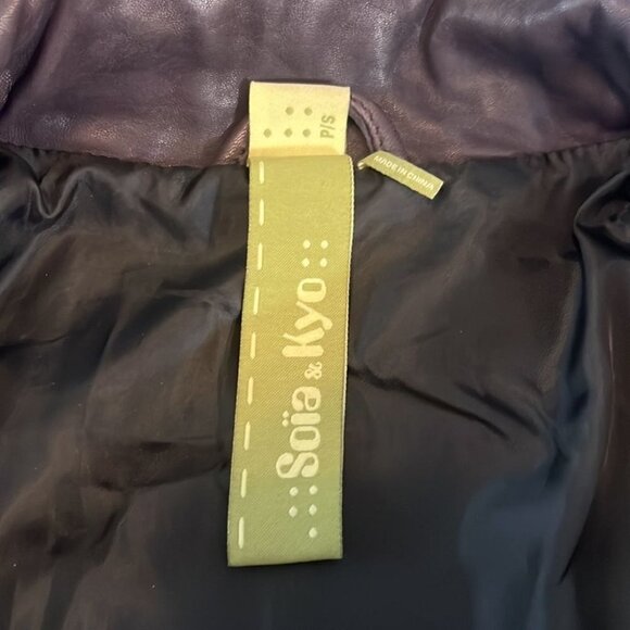 Soia & Kyo Purple Leather Trench Coat Jacket Size Small Classic Structured - Picture 15 of 16